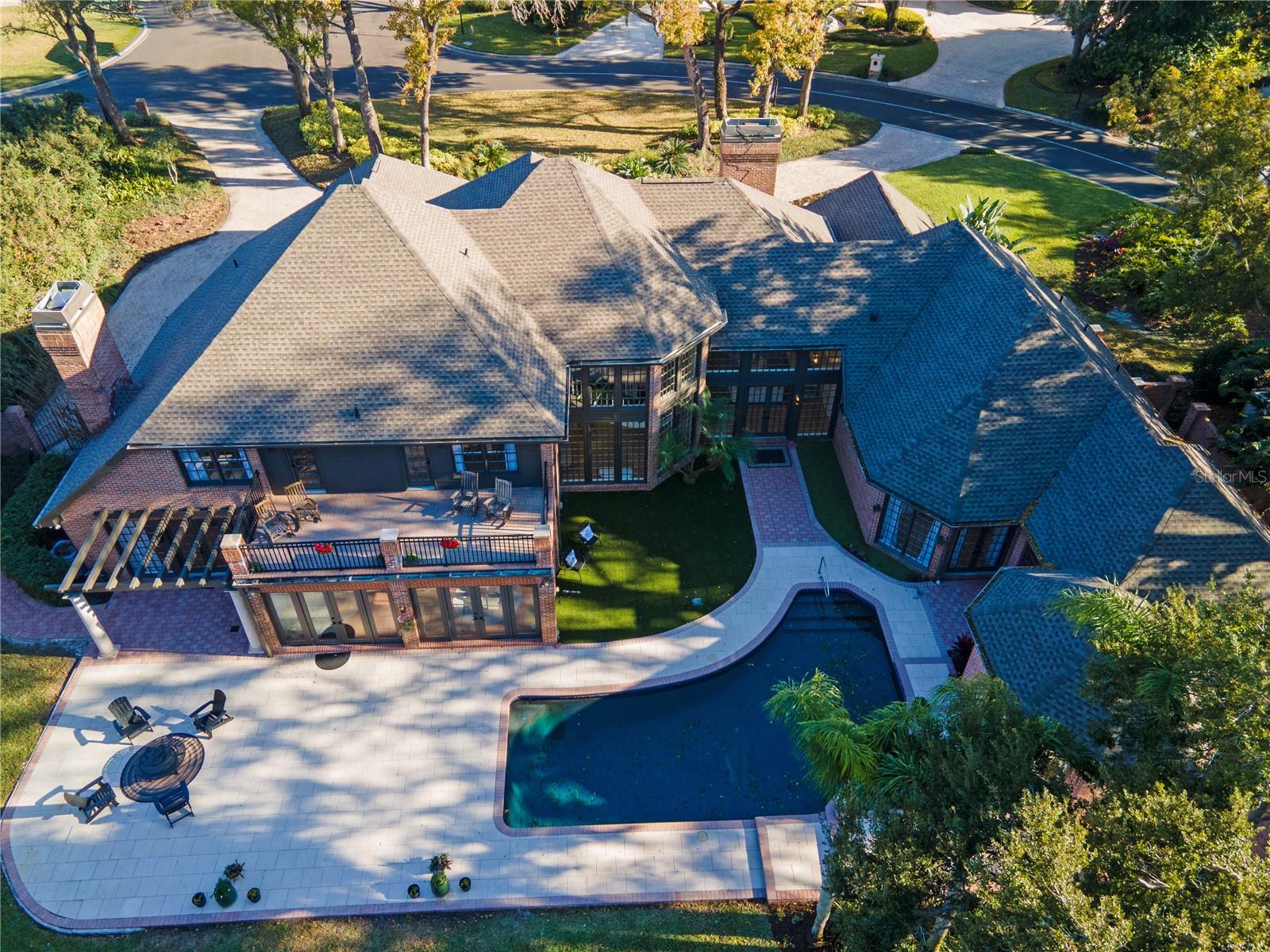 Listing photo id 53 for 16502 Millan De Avila