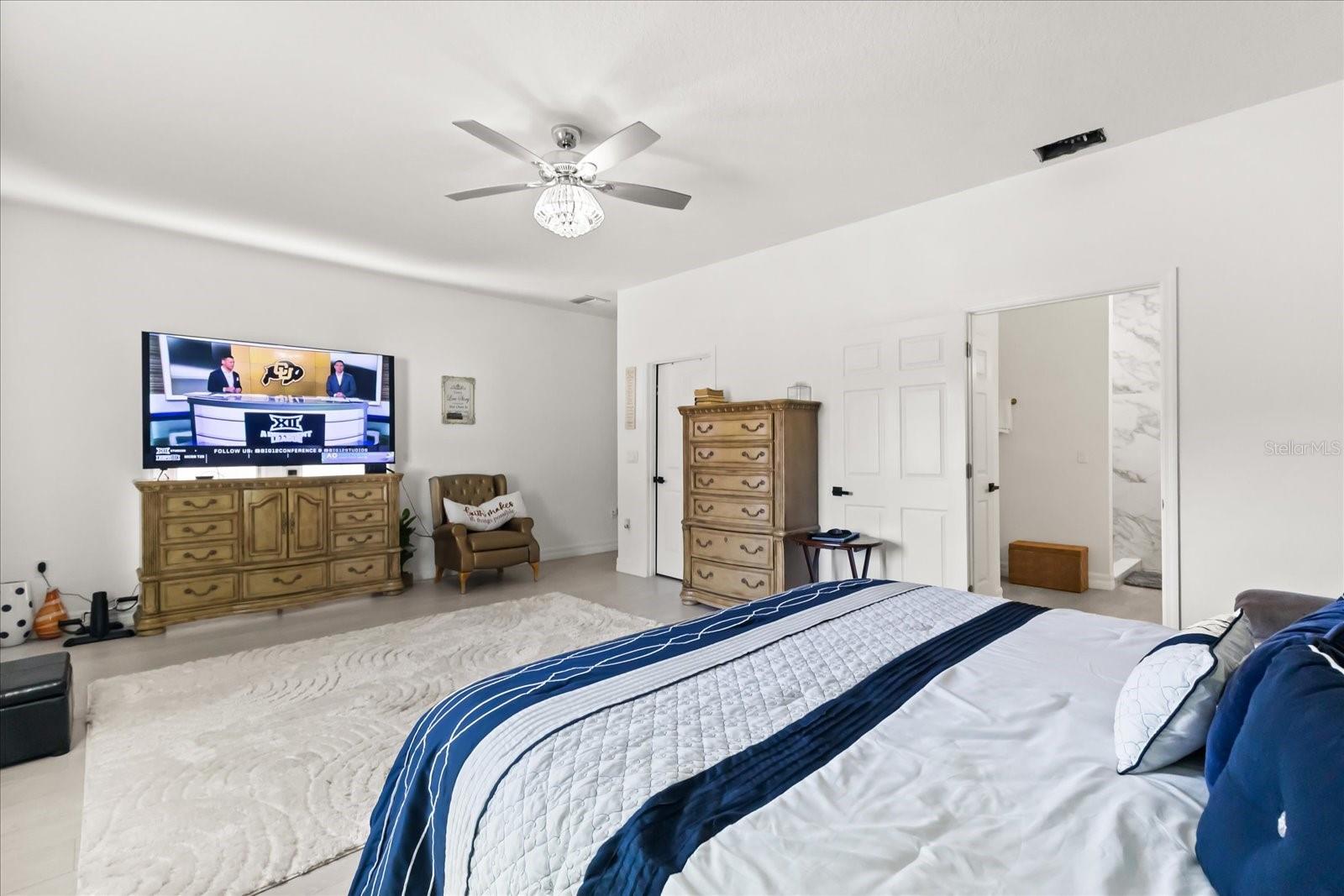 Image 12 of 26 For 812 Chastain Road