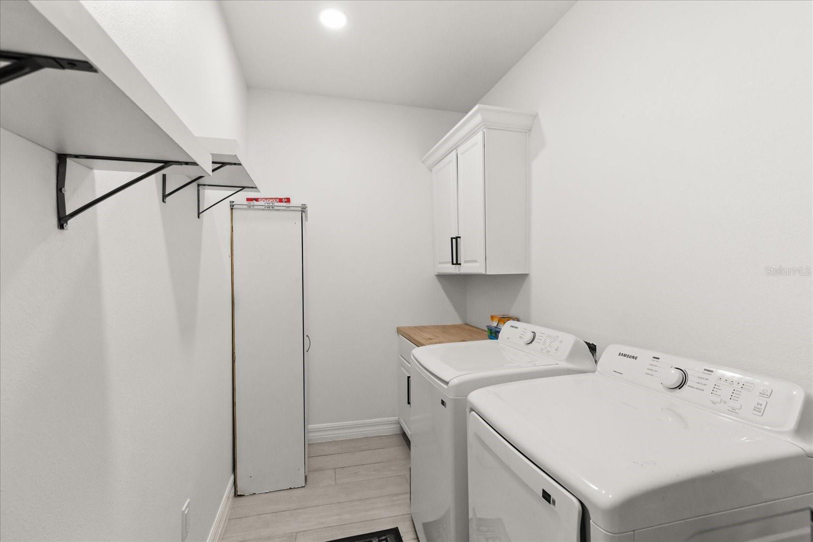 Image 20 of 26 For 812 Chastain Road