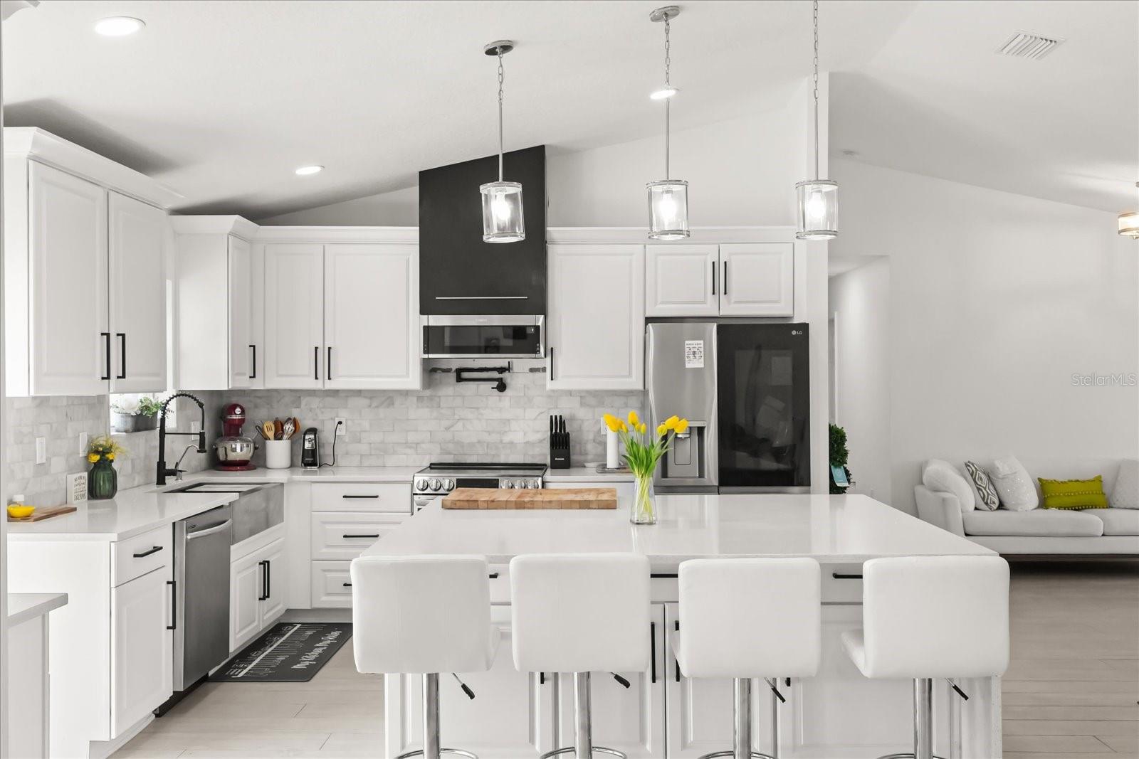 Image 6 of 26 For 812 Chastain Road