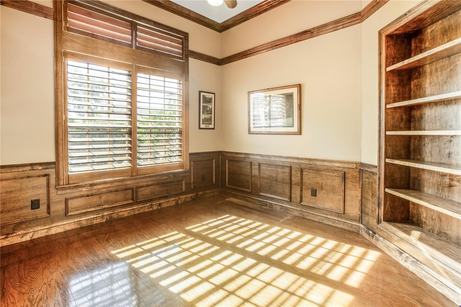 Image 18 of 97 For 7394 Kindal Point