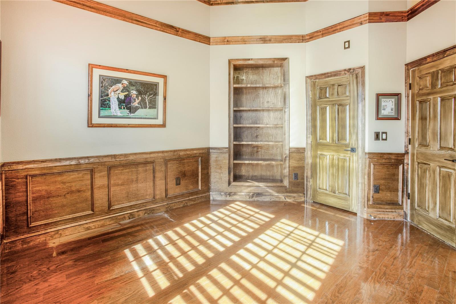 Image 19 of 97 For 7394 Kindal Point