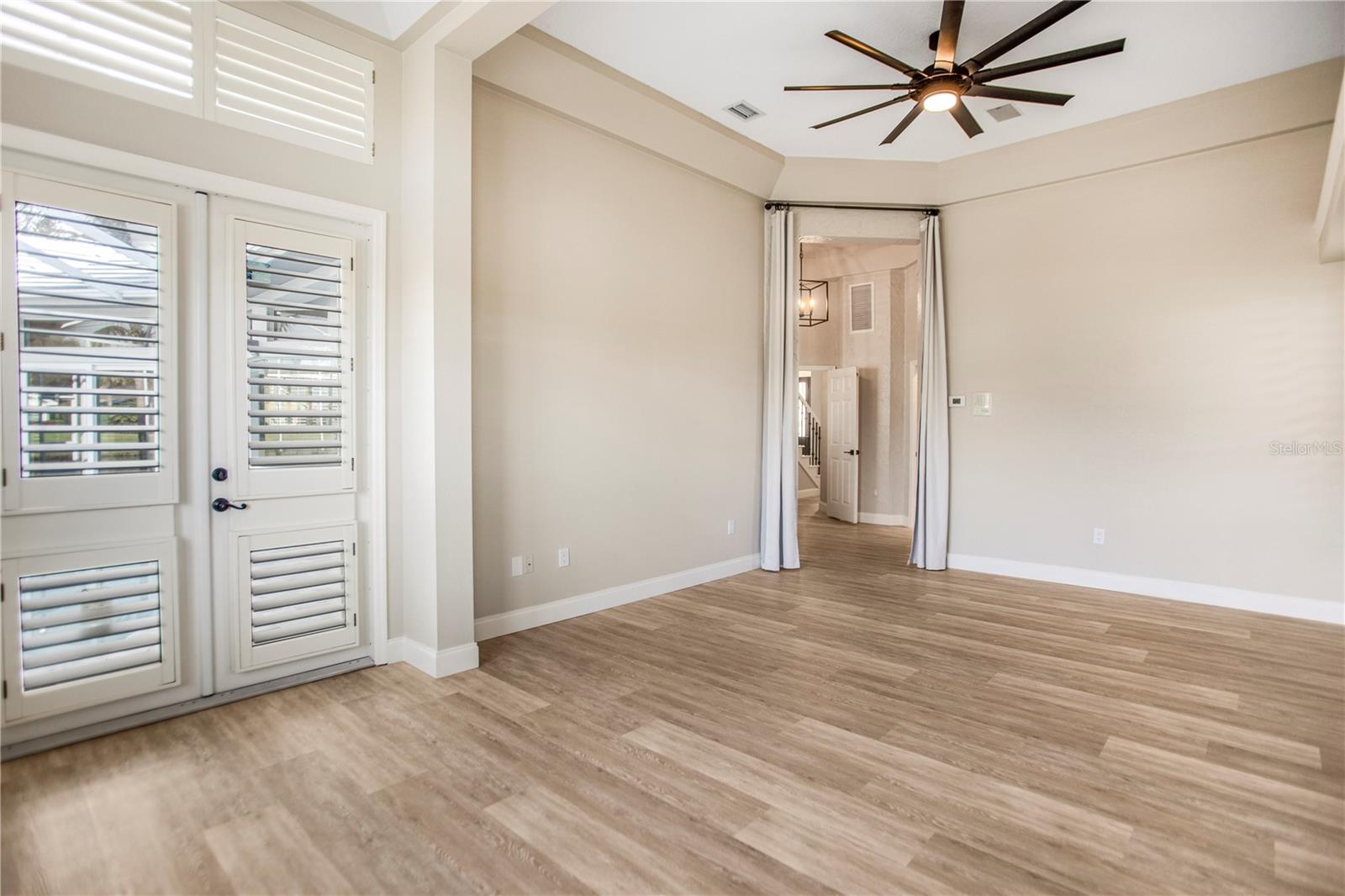 Image 27 of 97 For 7394 Kindal Point