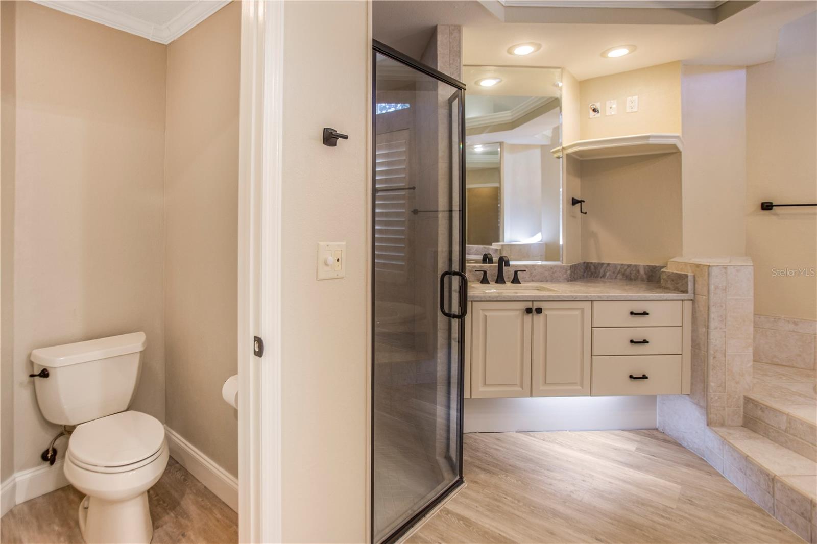 Image 30 of 97 For 7394 Kindal Point