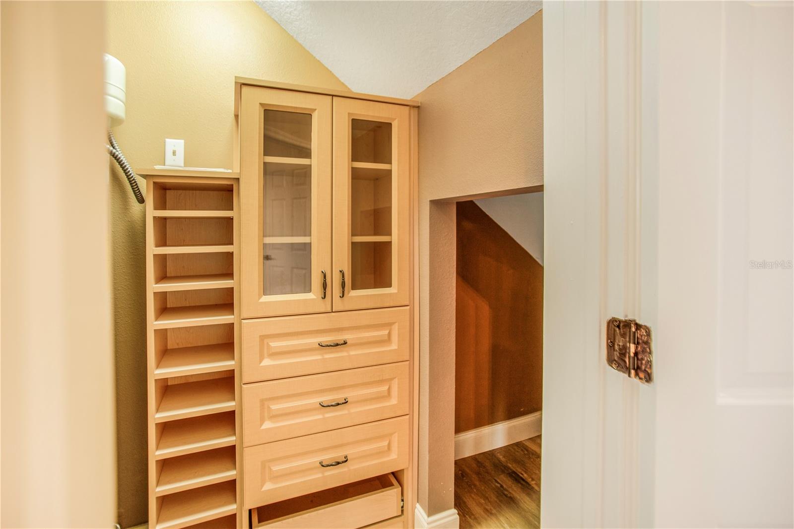 Image 32 of 97 For 7394 Kindal Point