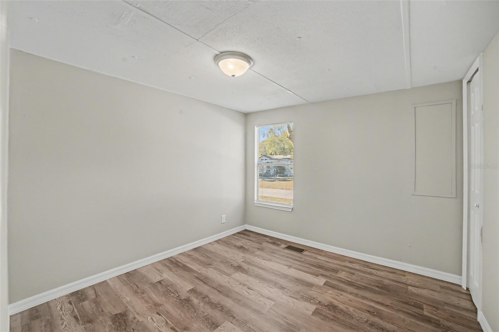 Image 11 of 20 For 10914 Country Haven Drive