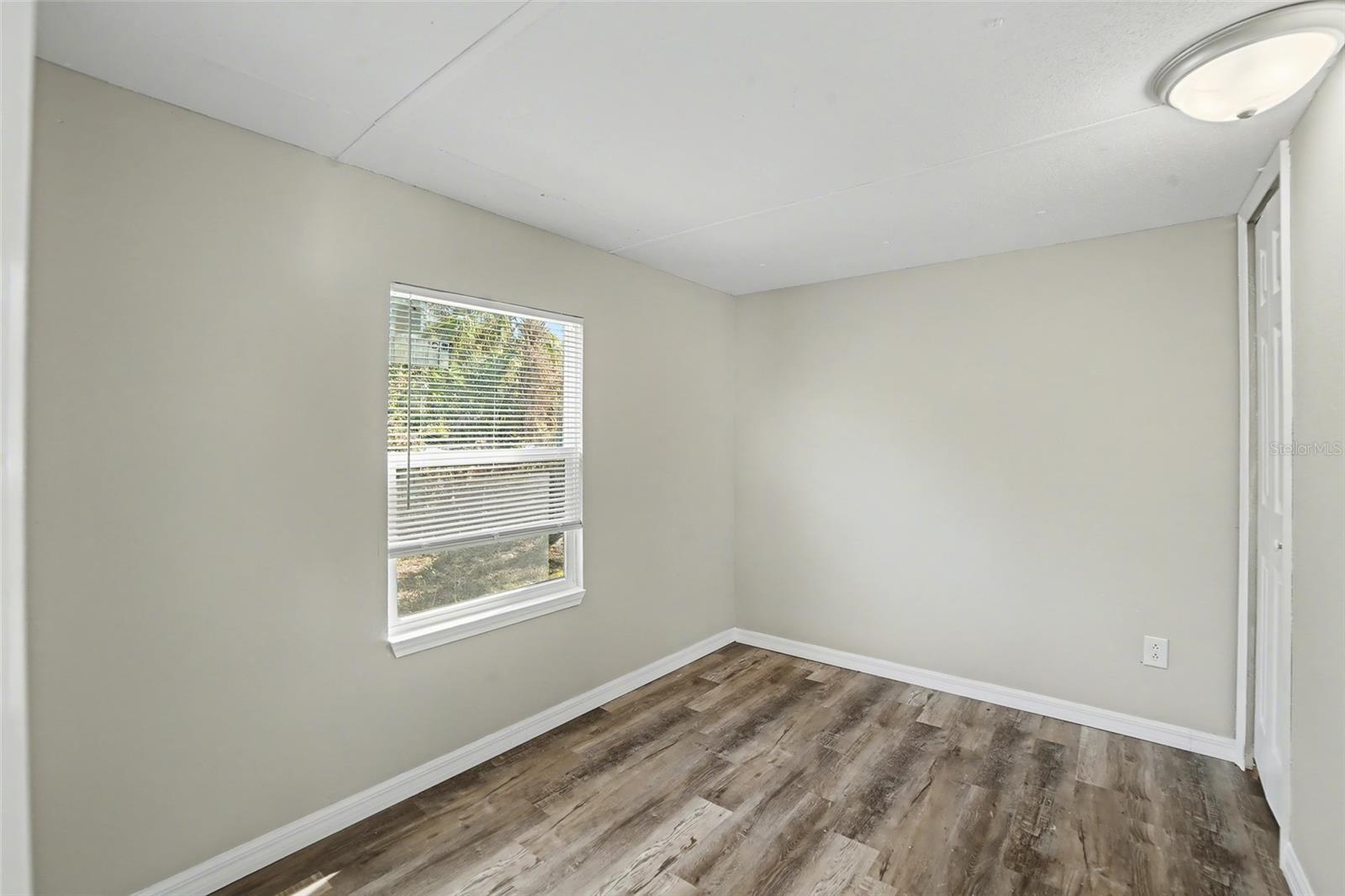 Image 12 of 20 For 10914 Country Haven Drive