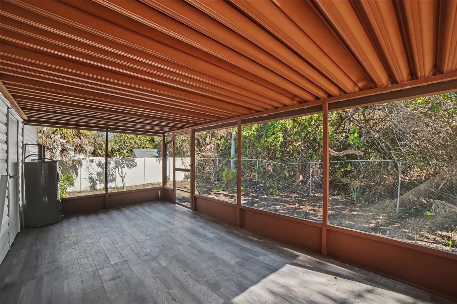 Image 14 of 20 For 10914 Country Haven Drive