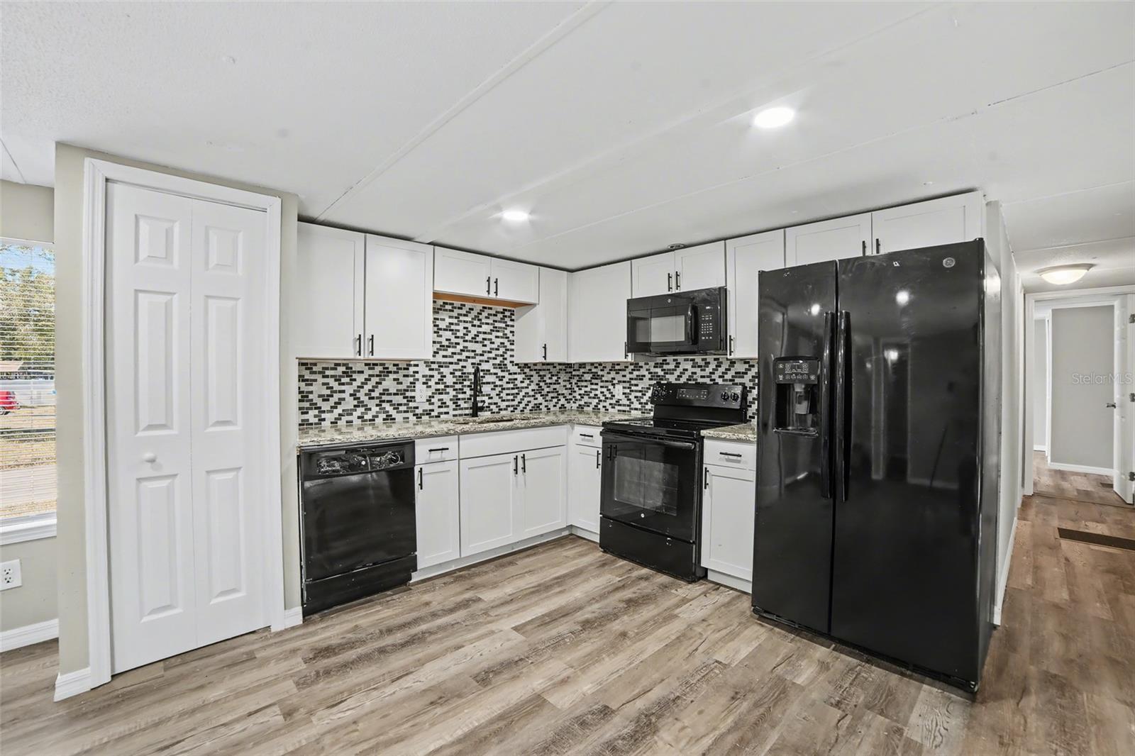 Image 6 of 20 For 10914 Country Haven Drive