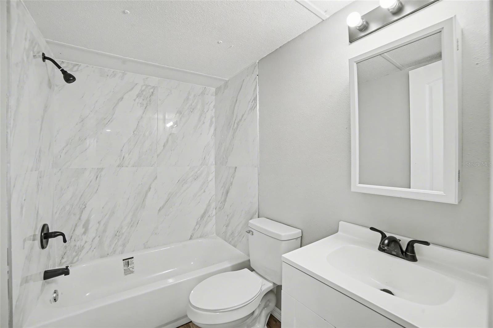 Image 9 of 20 For 10914 Country Haven Drive