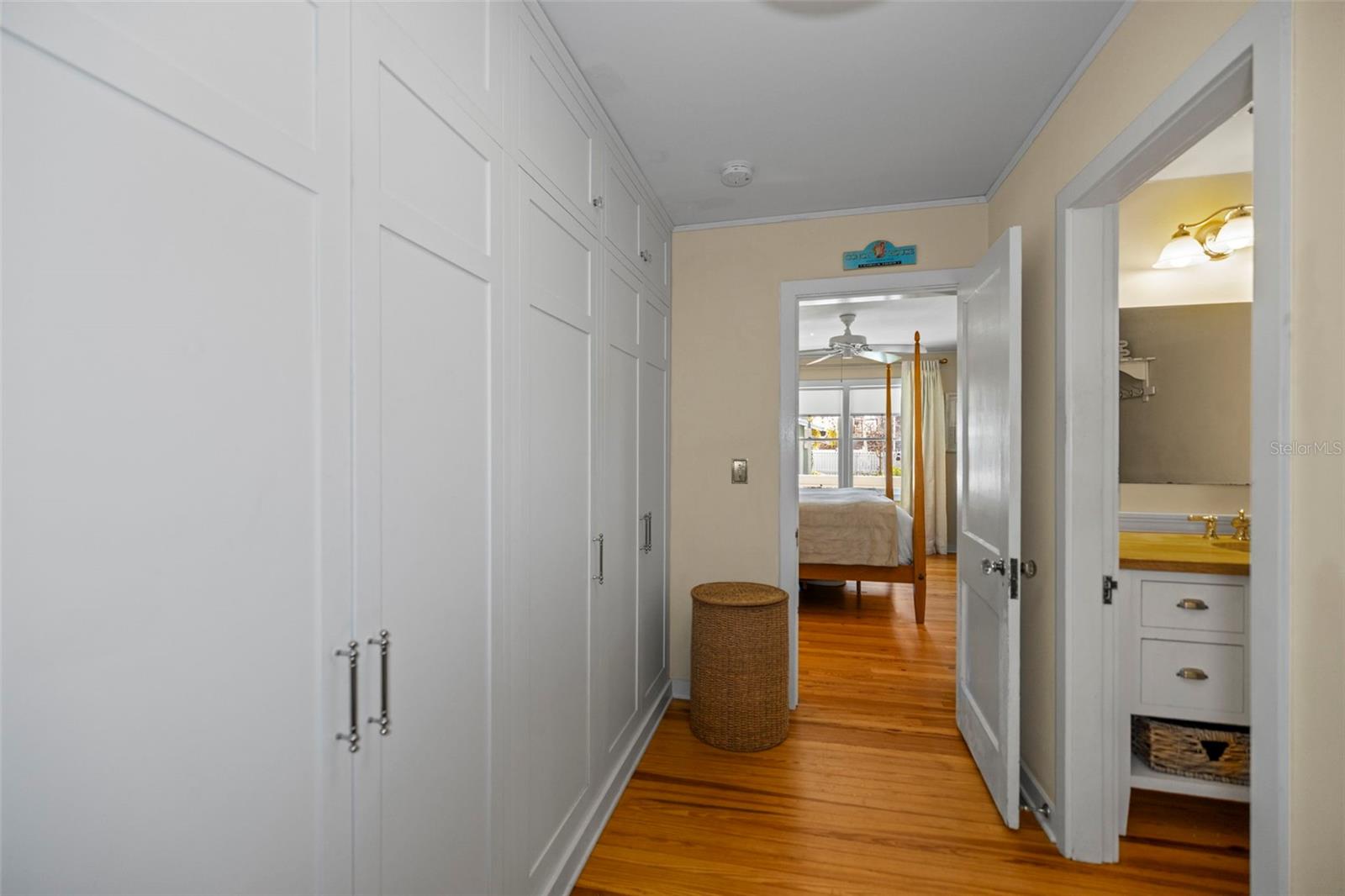 Image 19 of 72 For 637 Scotland Street