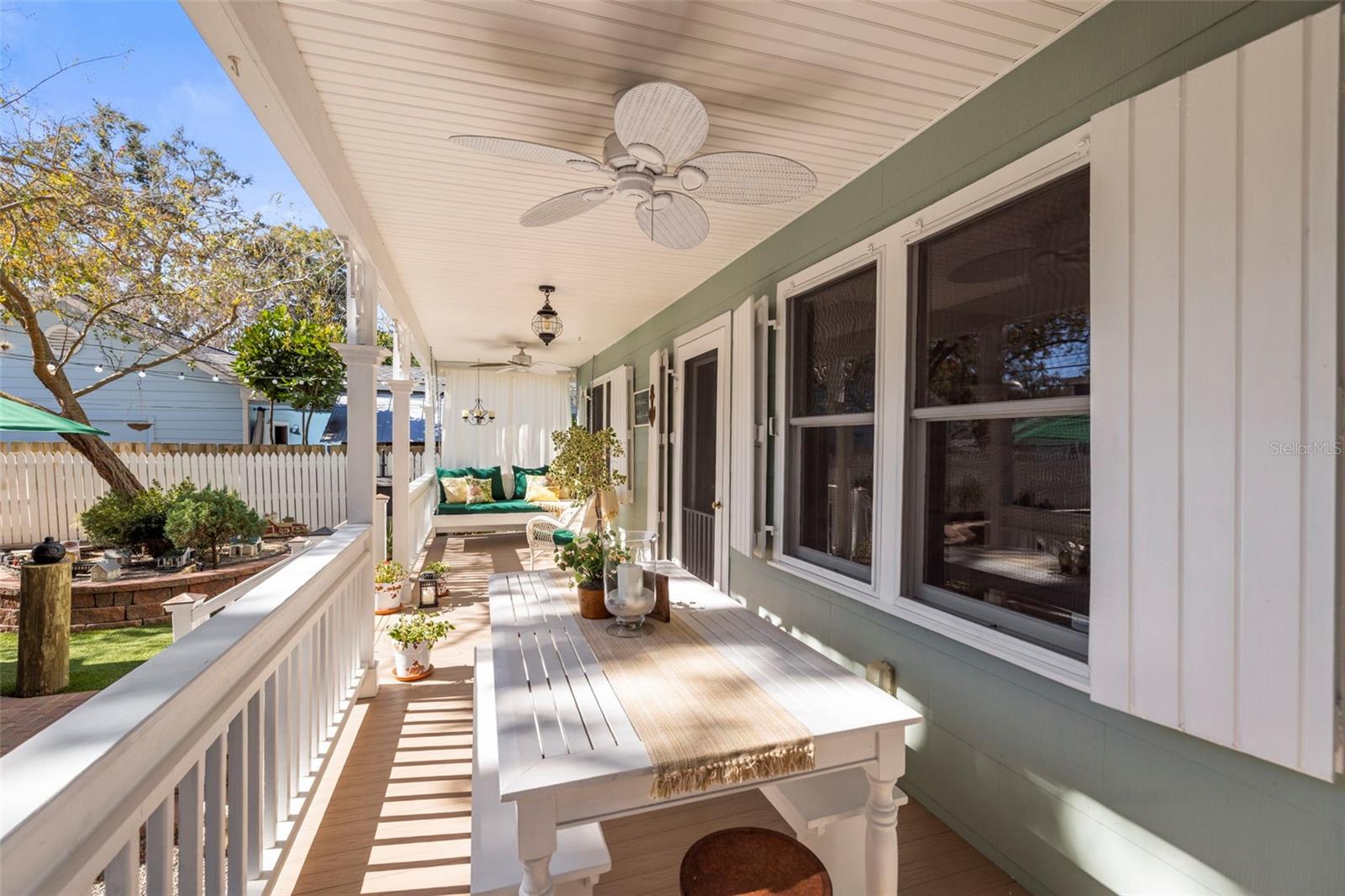 Image 24 of 72 For 637 Scotland Street