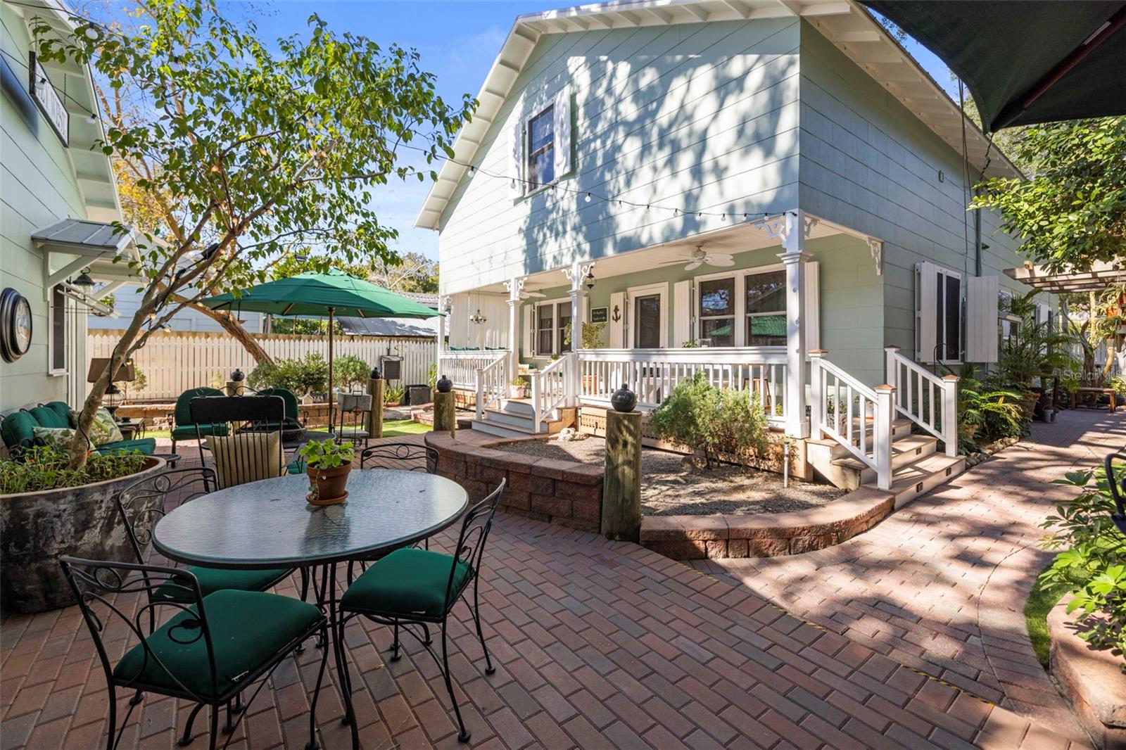 Image 41 of 72 For 637 Scotland Street