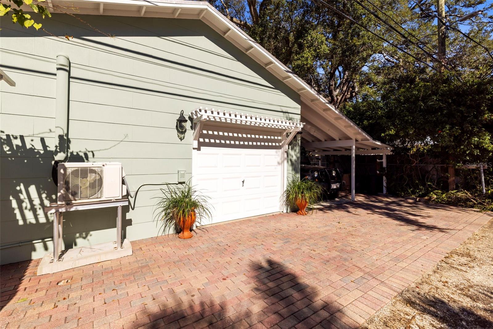 Image 45 of 72 For 637 Scotland Street