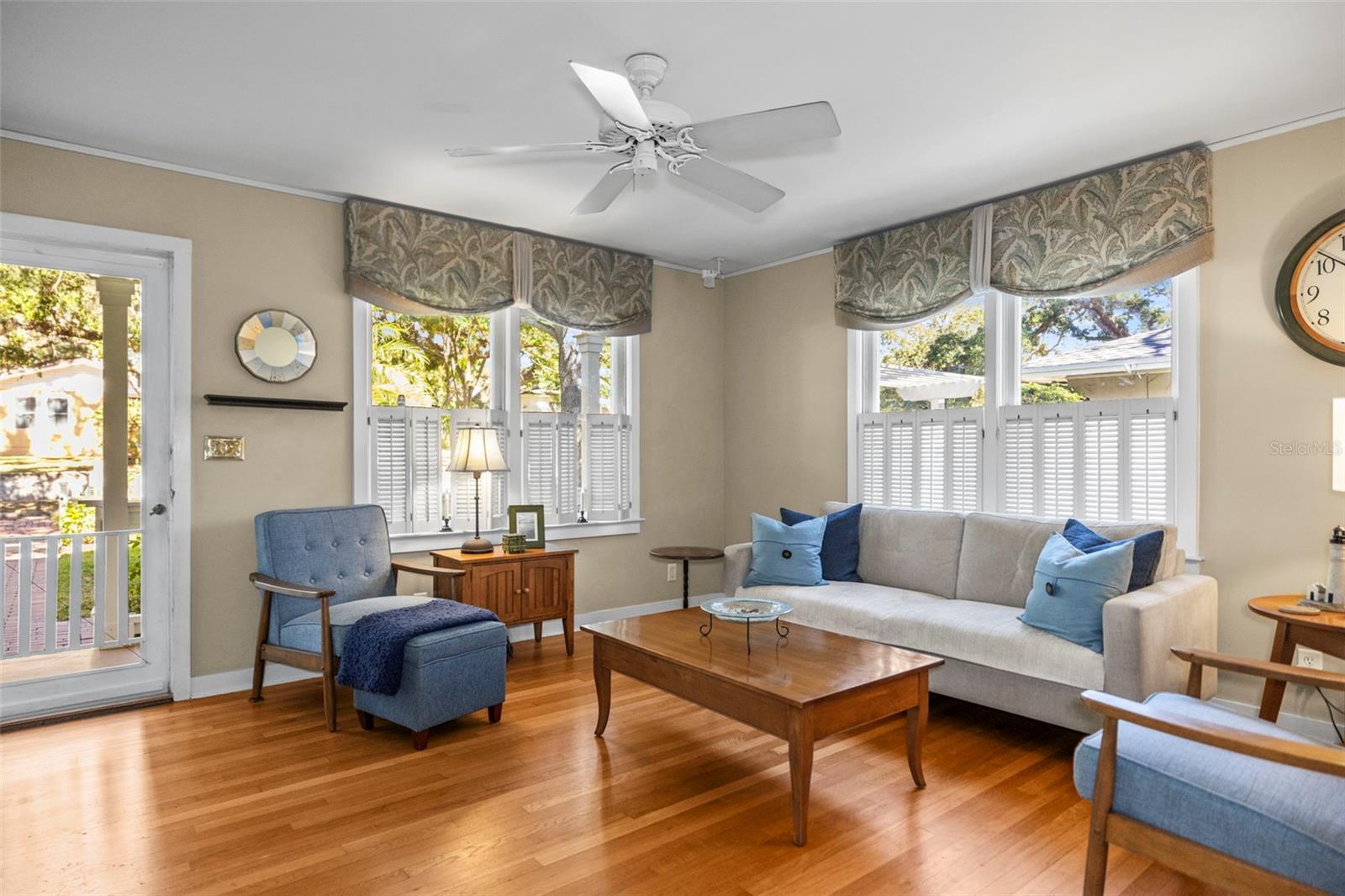 Image 8 of 72 For 637 Scotland Street