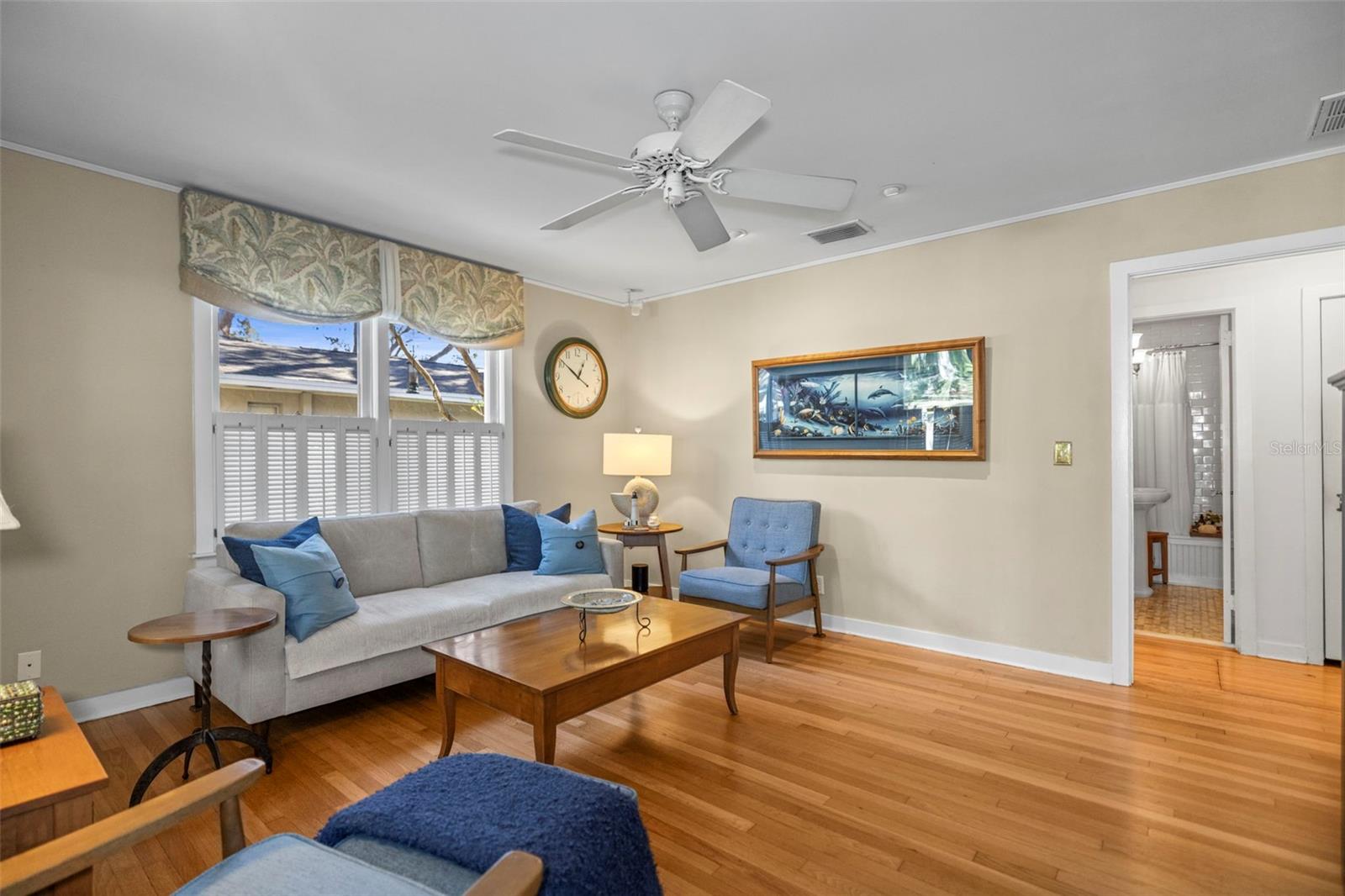 Image 9 of 72 For 637 Scotland Street