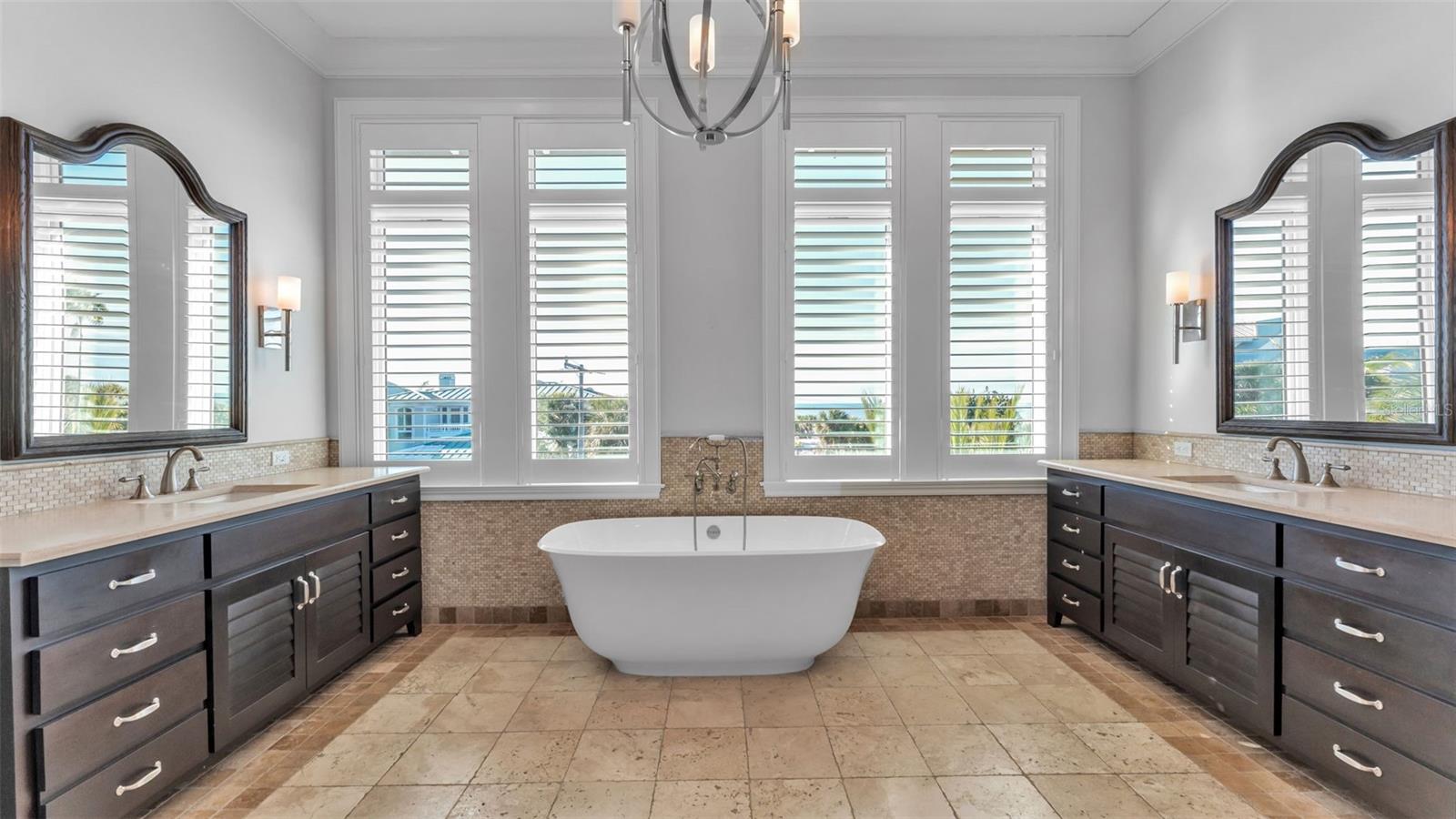 Image 33 of 100 For 1013 Eldorado Avenue