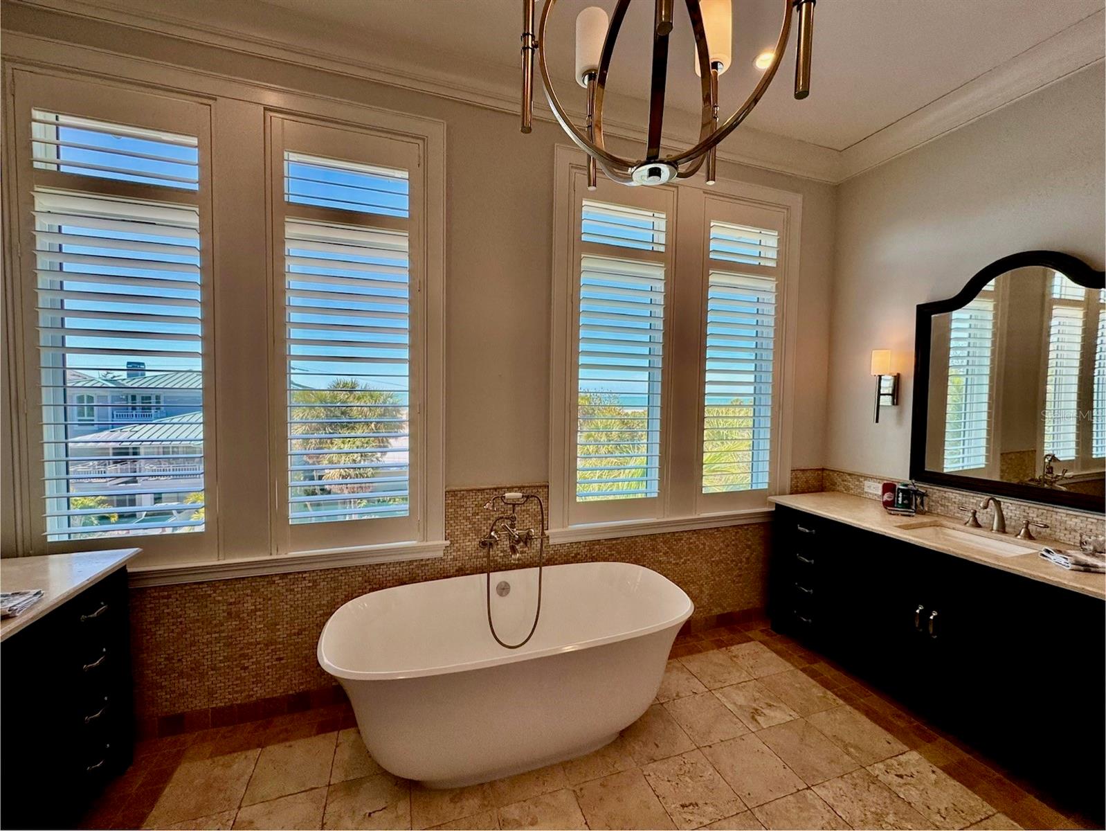 Image 34 of 100 For 1013 Eldorado Avenue