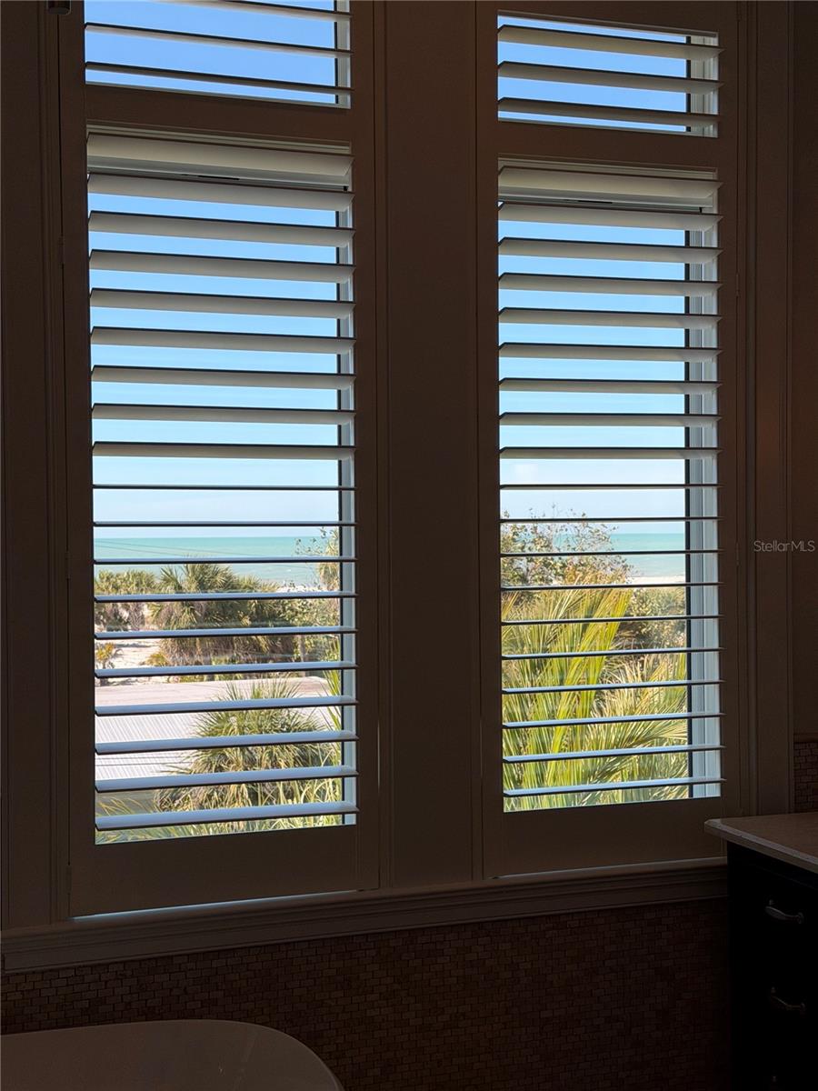 Image 39 of 100 For 1013 Eldorado Avenue