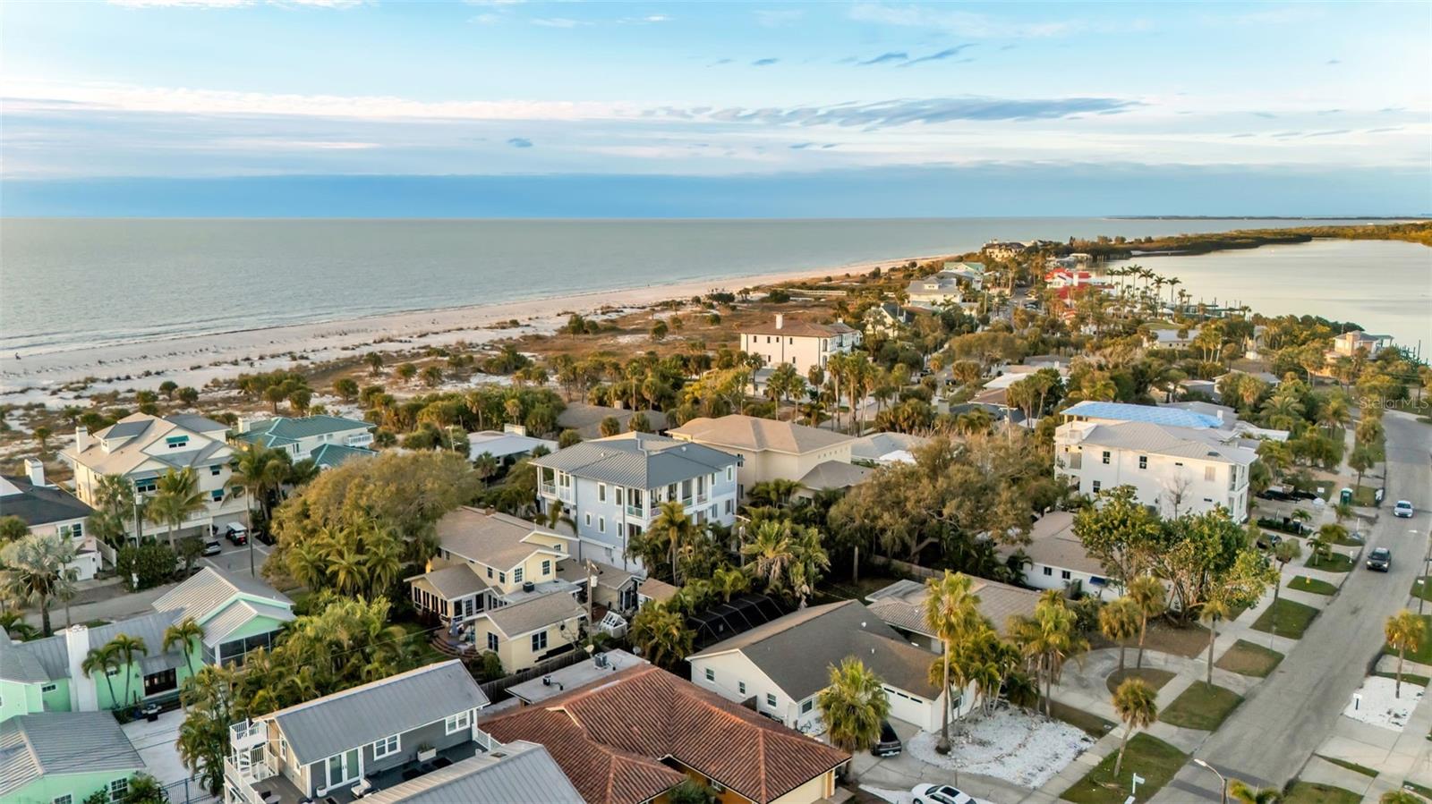 Image 99 of 100 For 1013 Eldorado Avenue