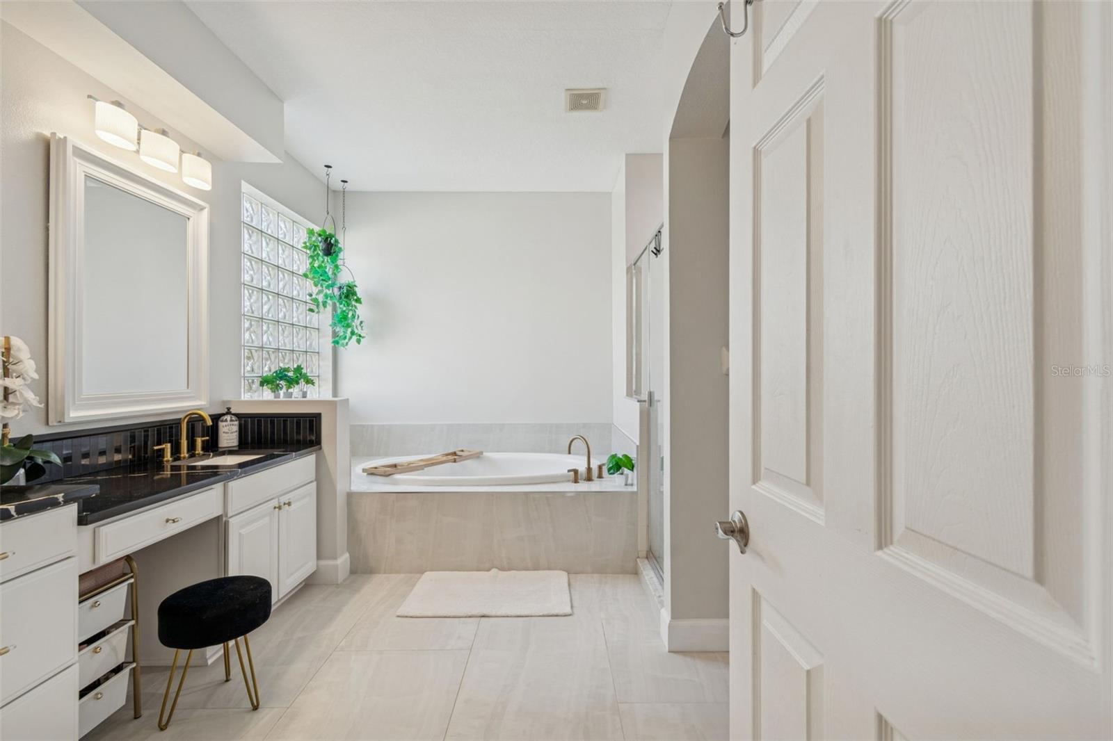 Image 39 of 85 For 8210 Nature Cove Way