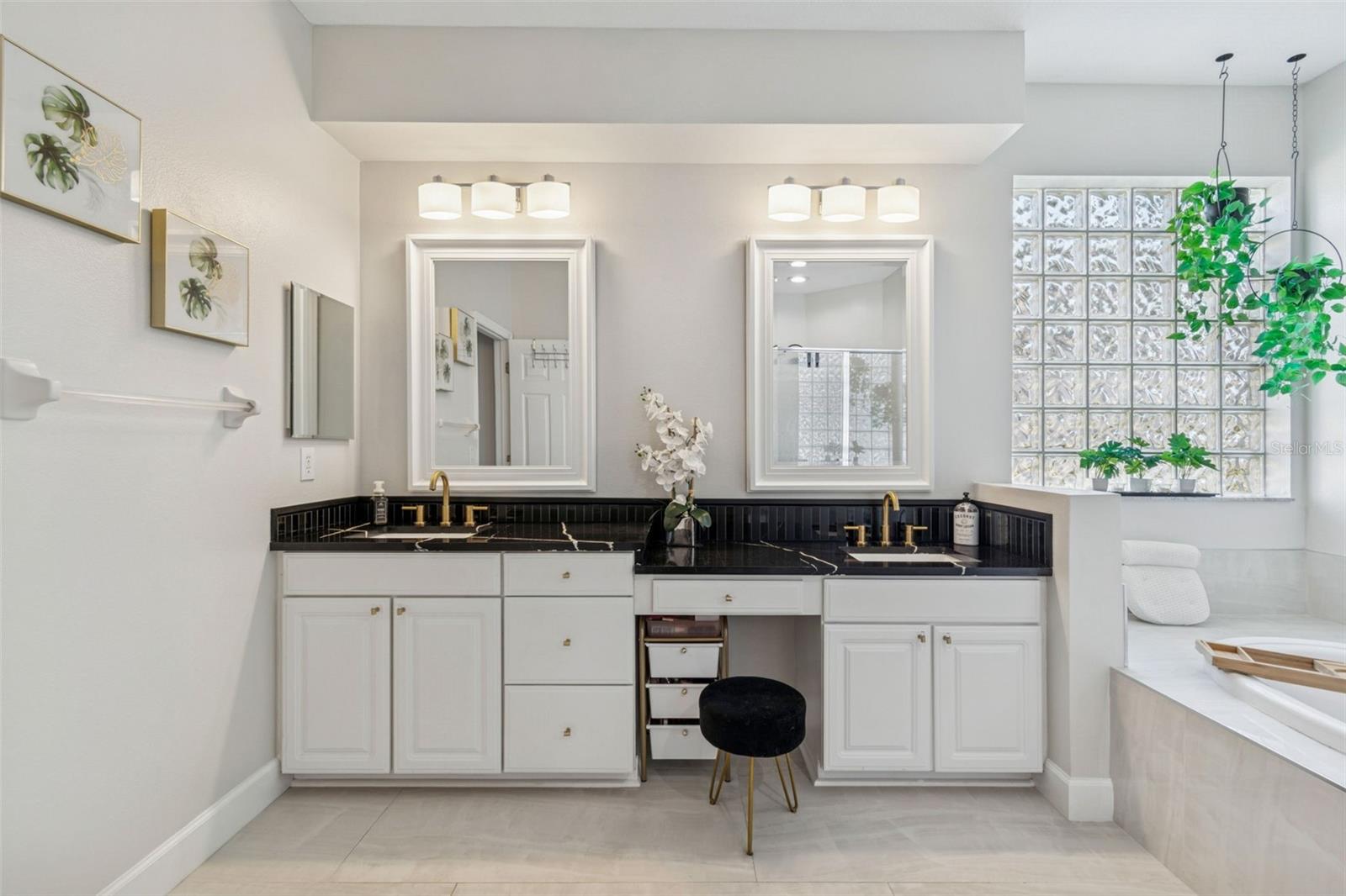 Image 42 of 85 For 8210 Nature Cove Way