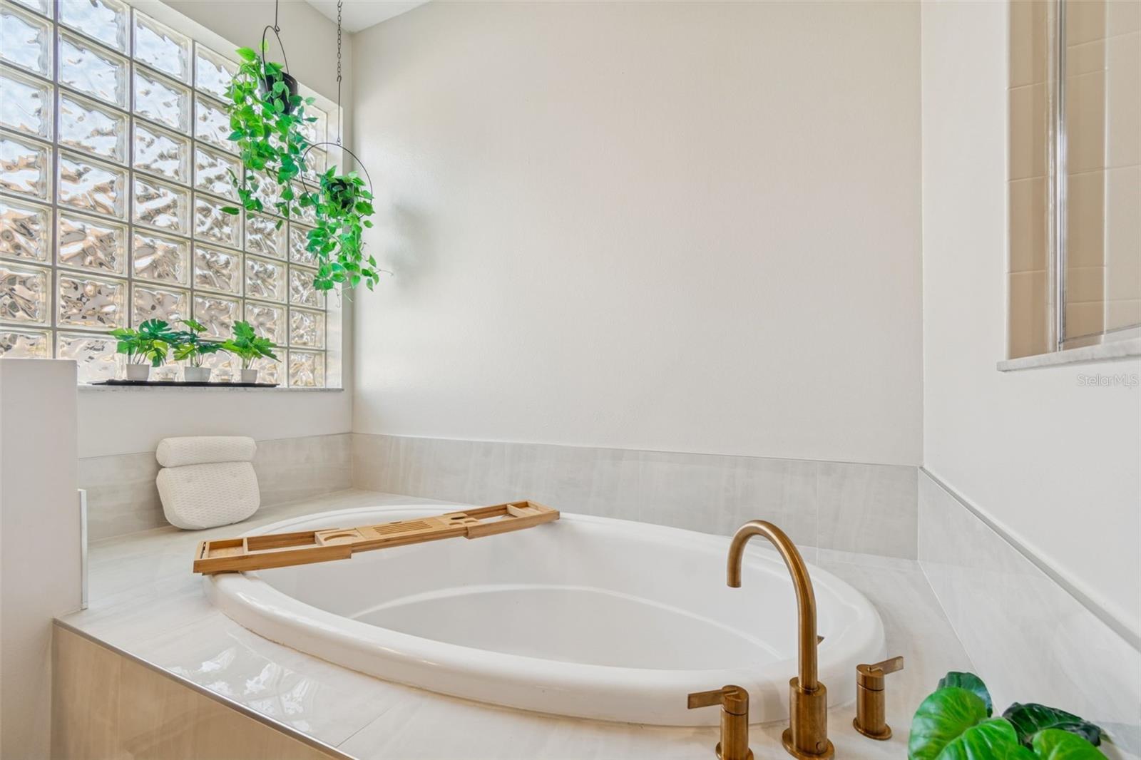 Image 43 of 85 For 8210 Nature Cove Way