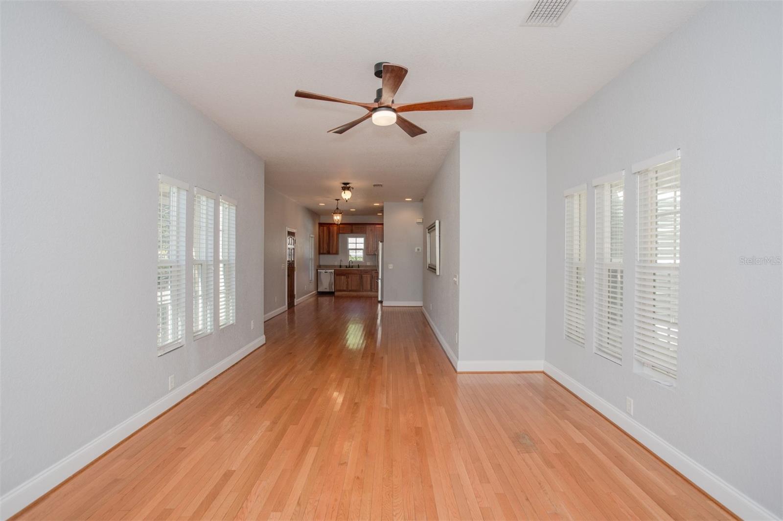 Image 27 of 56 For 2015 5th Street N