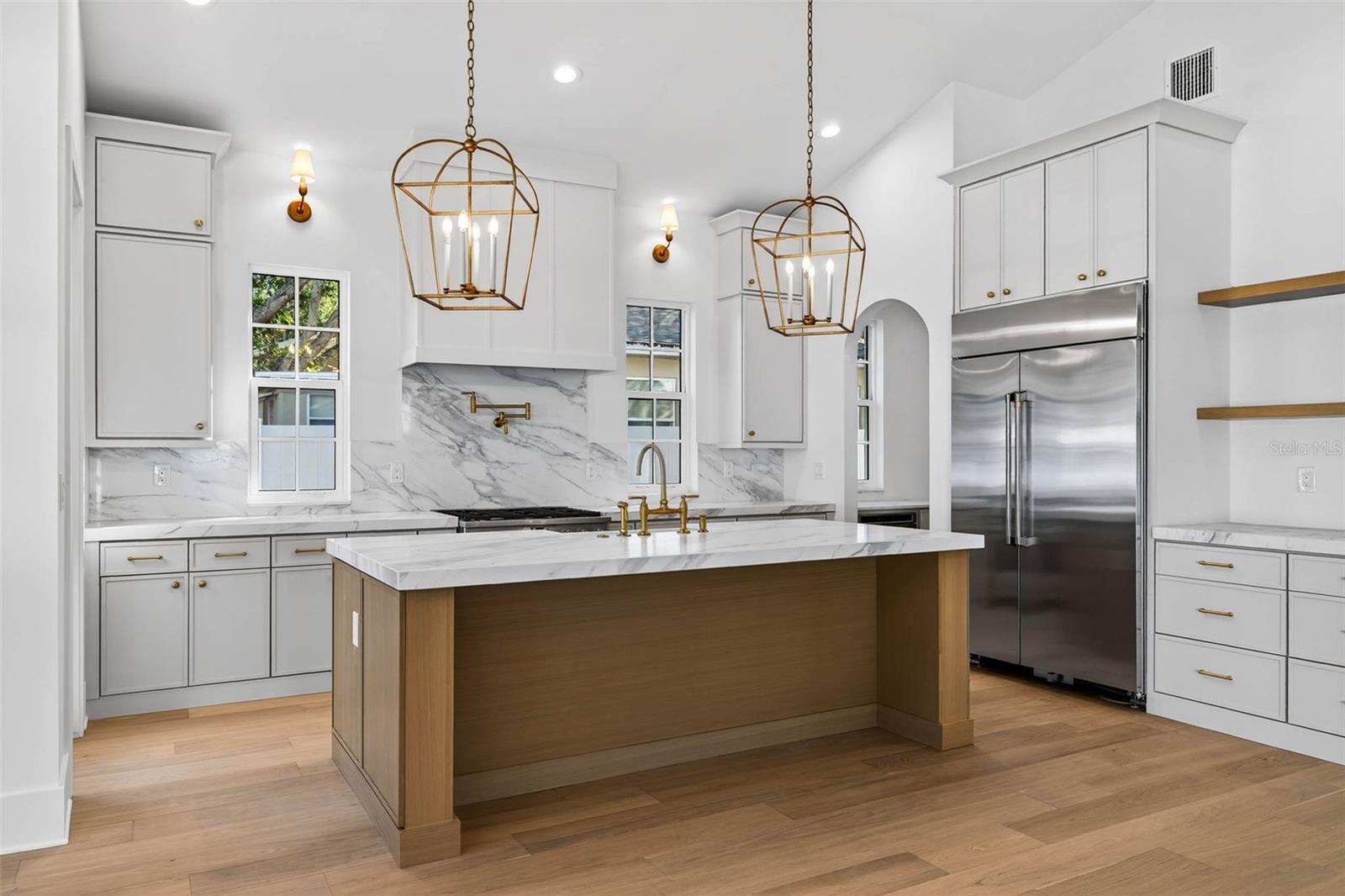 Image 11 of 41 For 8101 Country Club Road N