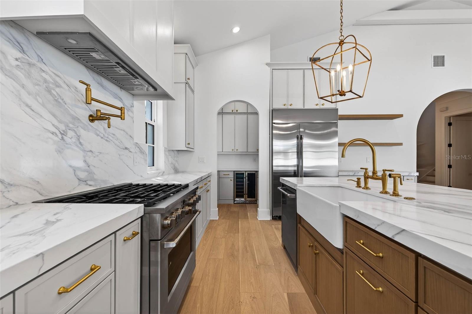 Image 19 of 41 For 8101 Country Club Road N