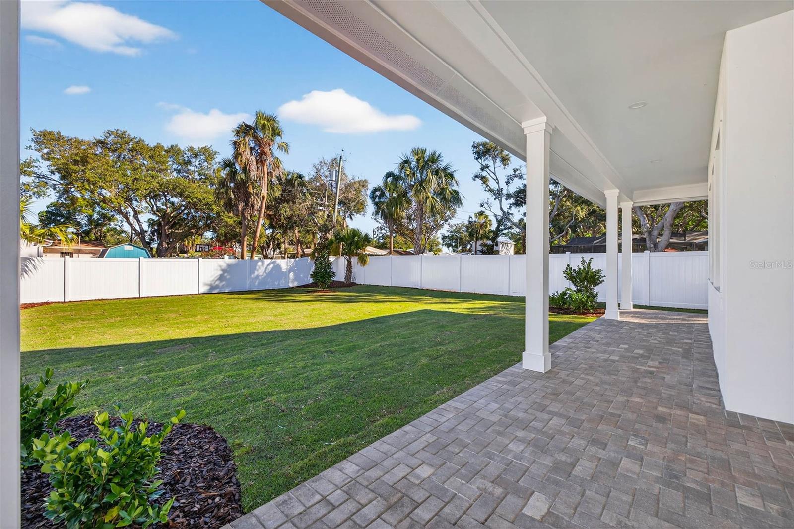 Image 37 of 41 For 8101 Country Club Road N