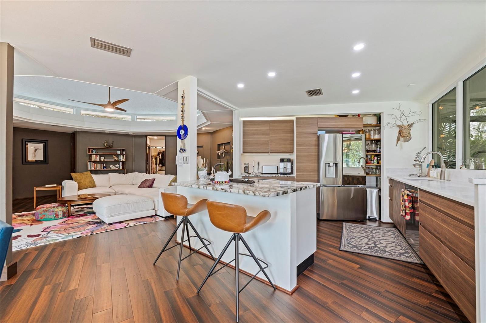 Image 12 of 43 For 7117 Sunshine Drive S