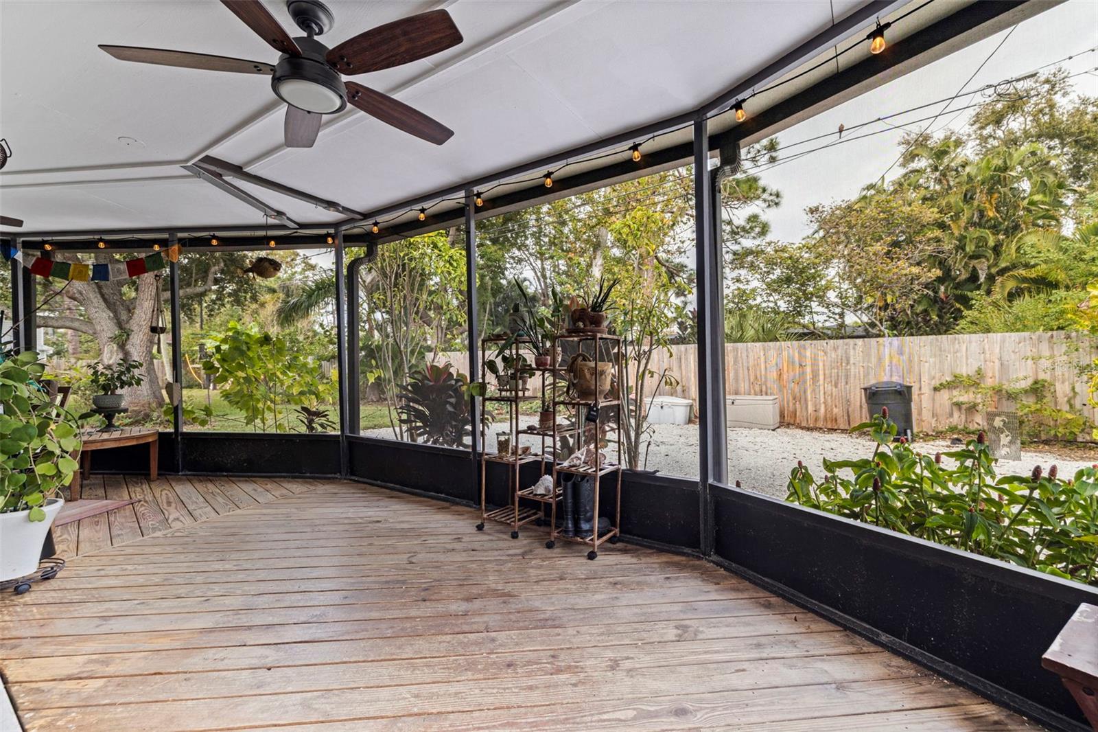 Image 15 of 43 For 7117 Sunshine Drive S