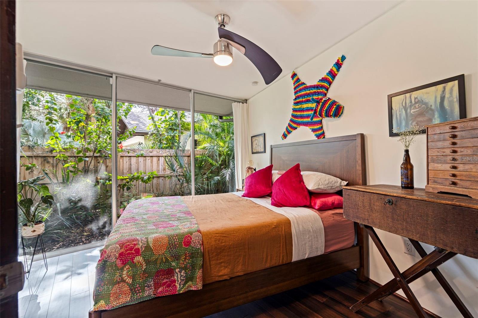 Image 23 of 43 For 7117 Sunshine Drive S