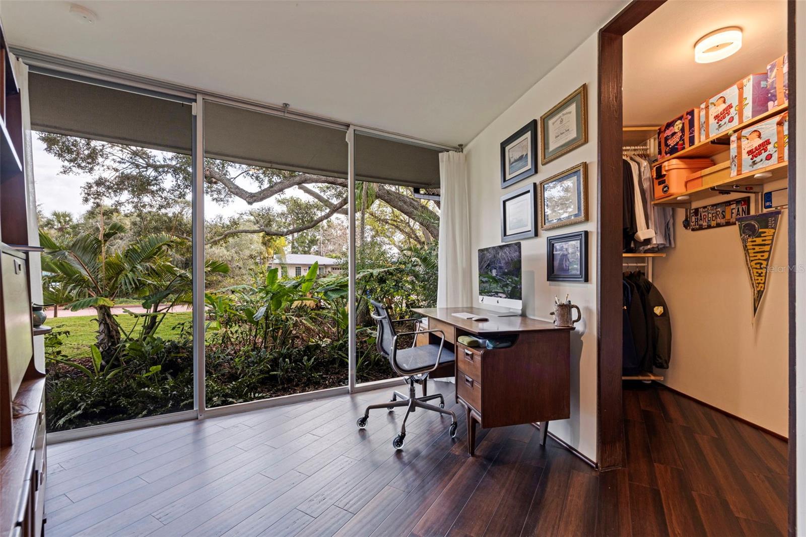 Image 25 of 43 For 7117 Sunshine Drive S