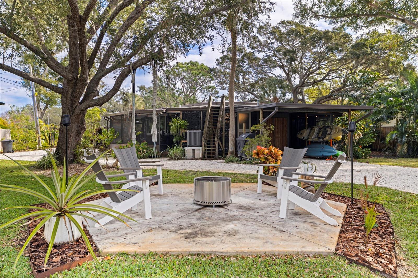 Image 29 of 43 For 7117 Sunshine Drive S