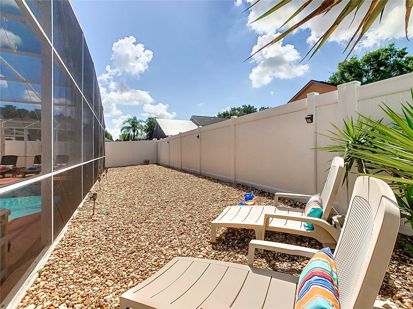 Image 18 of 35 For 511 Jaybee Avenue