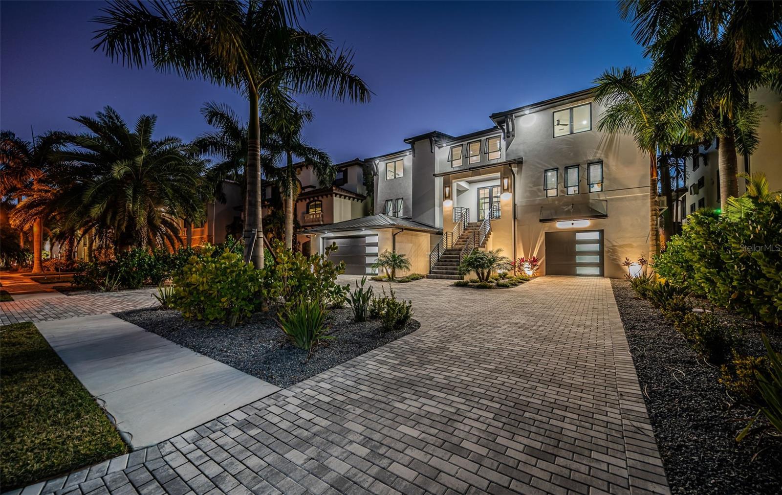 Image 100 of 100 For 218 Sydney Lane