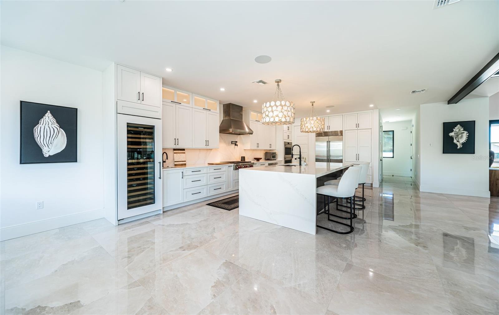 Image 31 of 100 For 218 Sydney Lane