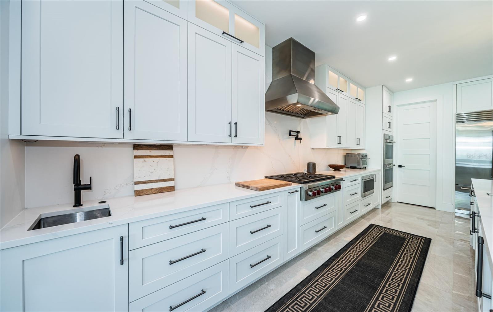 Image 32 of 100 For 218 Sydney Lane