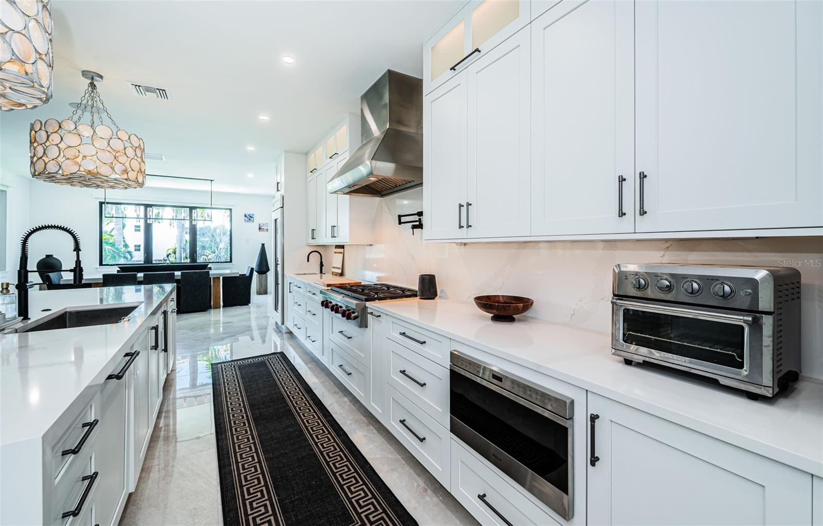 Image 35 of 100 For 218 Sydney Lane