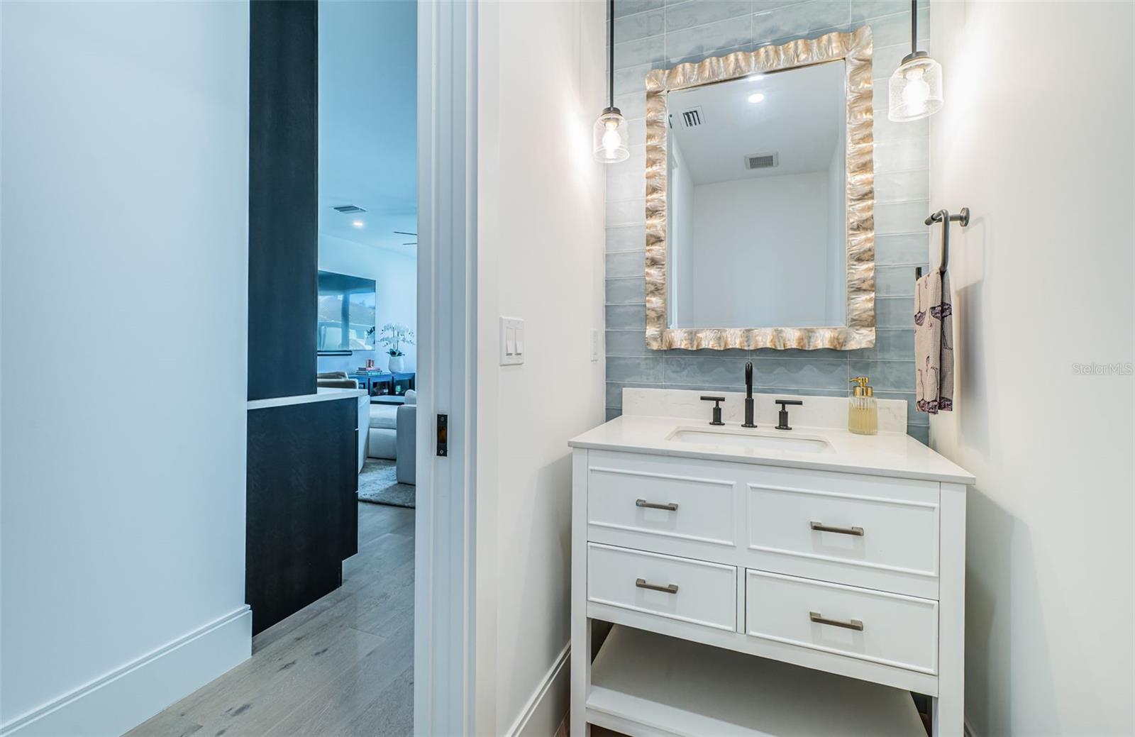 Image 73 of 100 For 218 Sydney Lane