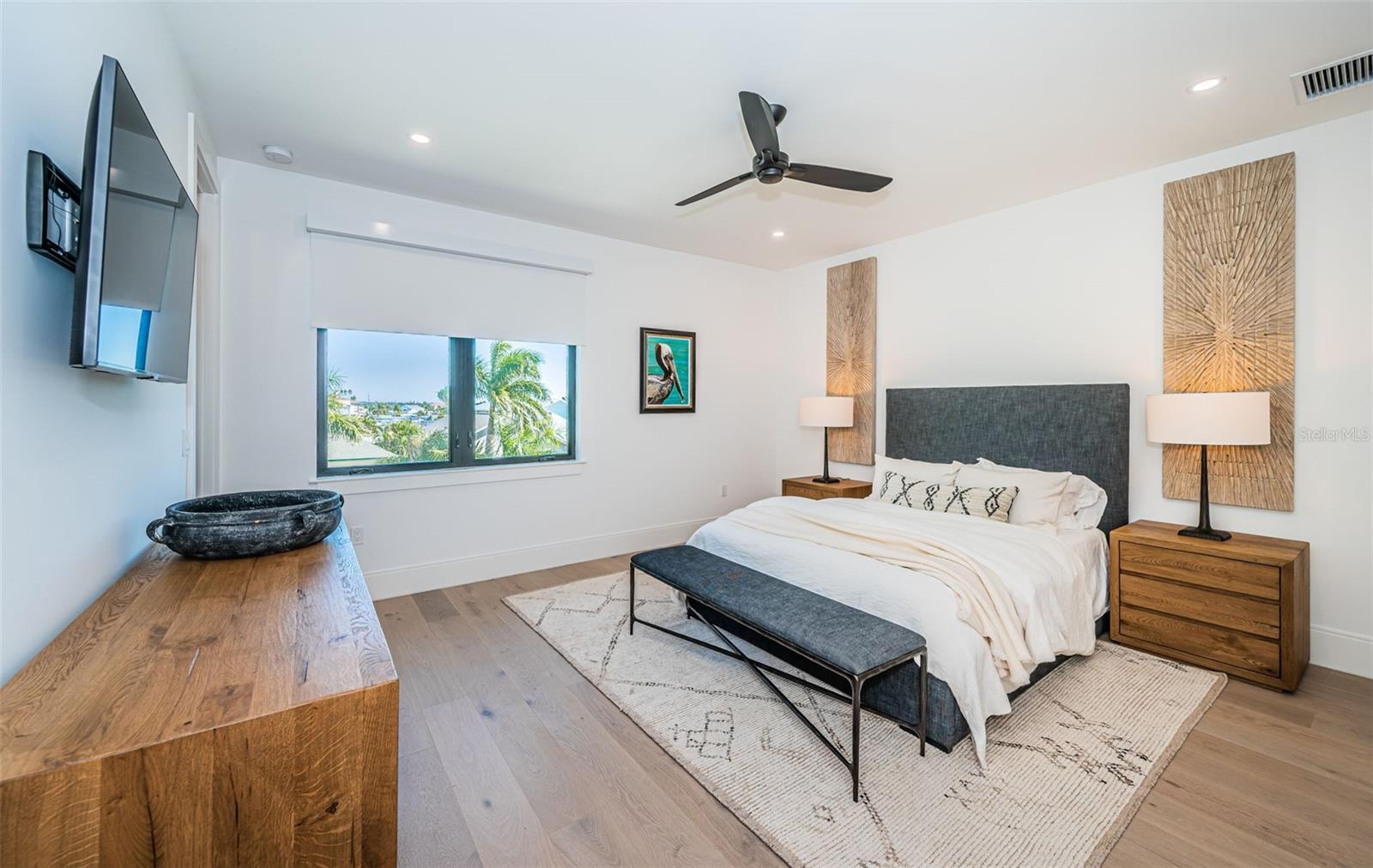 Image 74 of 100 For 218 Sydney Lane