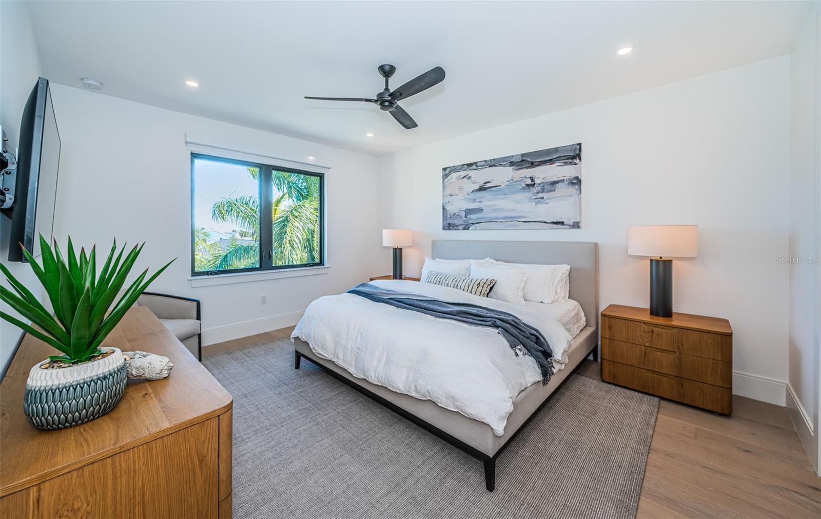 Image 77 of 100 For 218 Sydney Lane