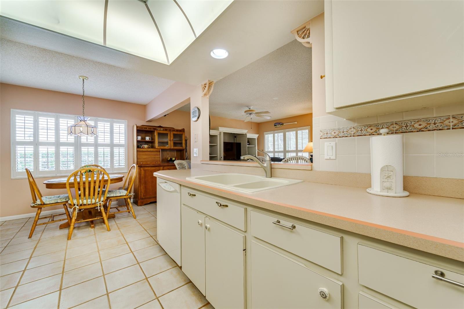 Image 10 of 63 For 9026 37th Street N 6