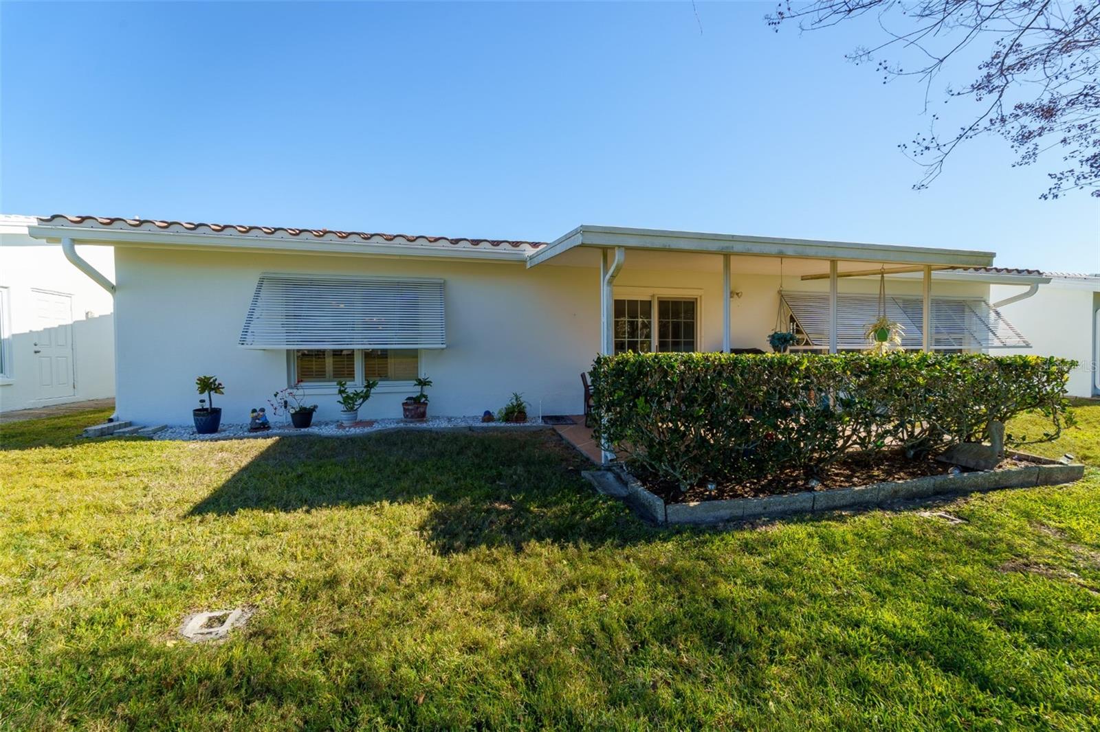 Image 42 of 63 For 9026 37th Street N 6