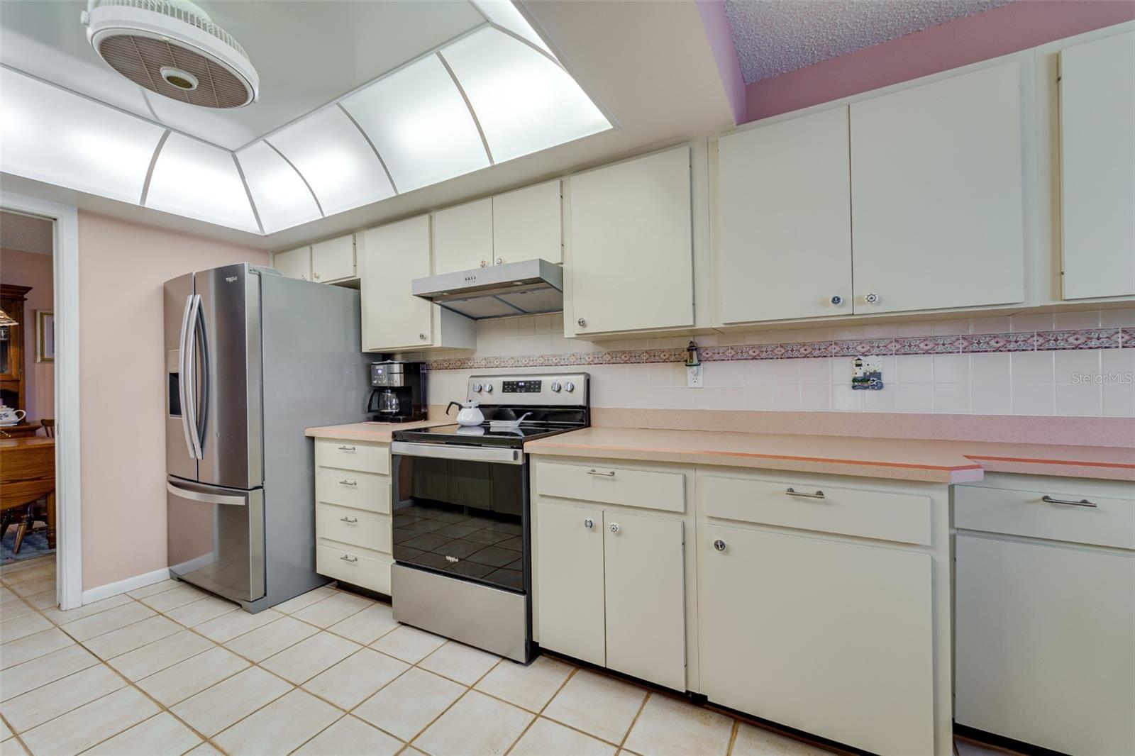 Image 7 of 63 For 9026 37th Street N 6