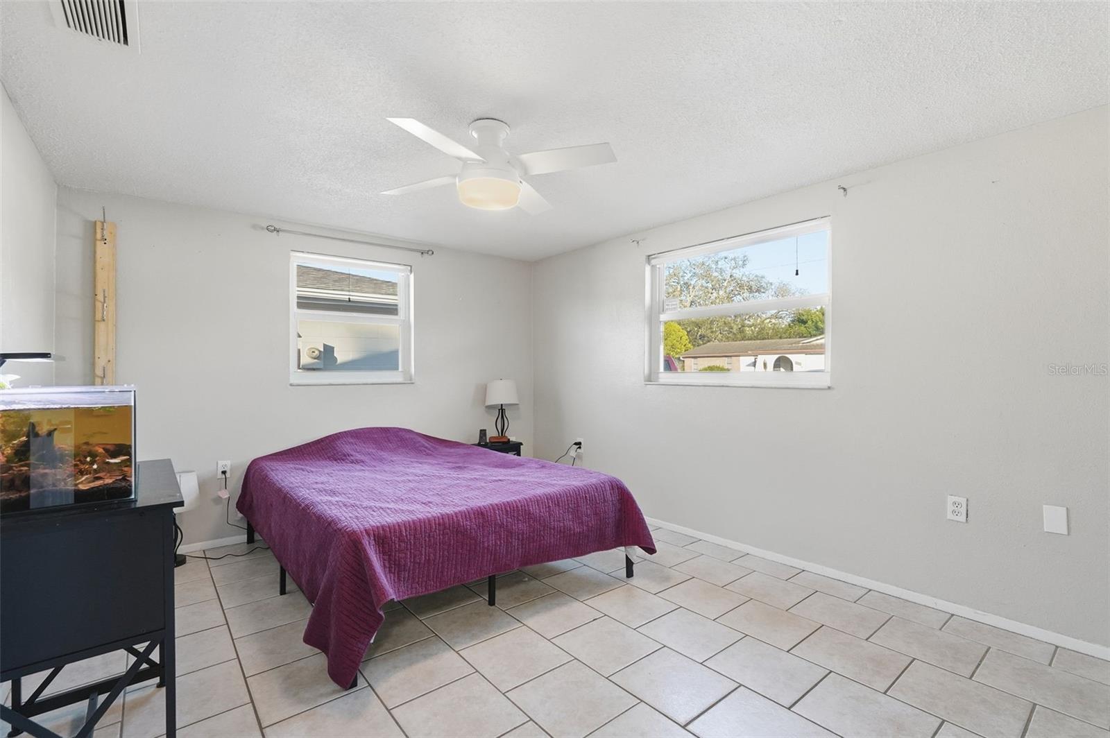 Image 14 of 37 For 9101 Hunt Club Lane