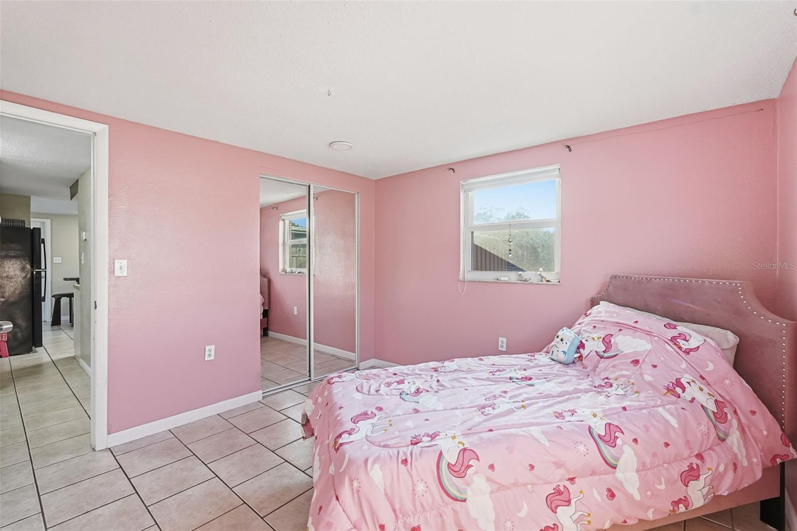 Image 17 of 37 For 9101 Hunt Club Lane