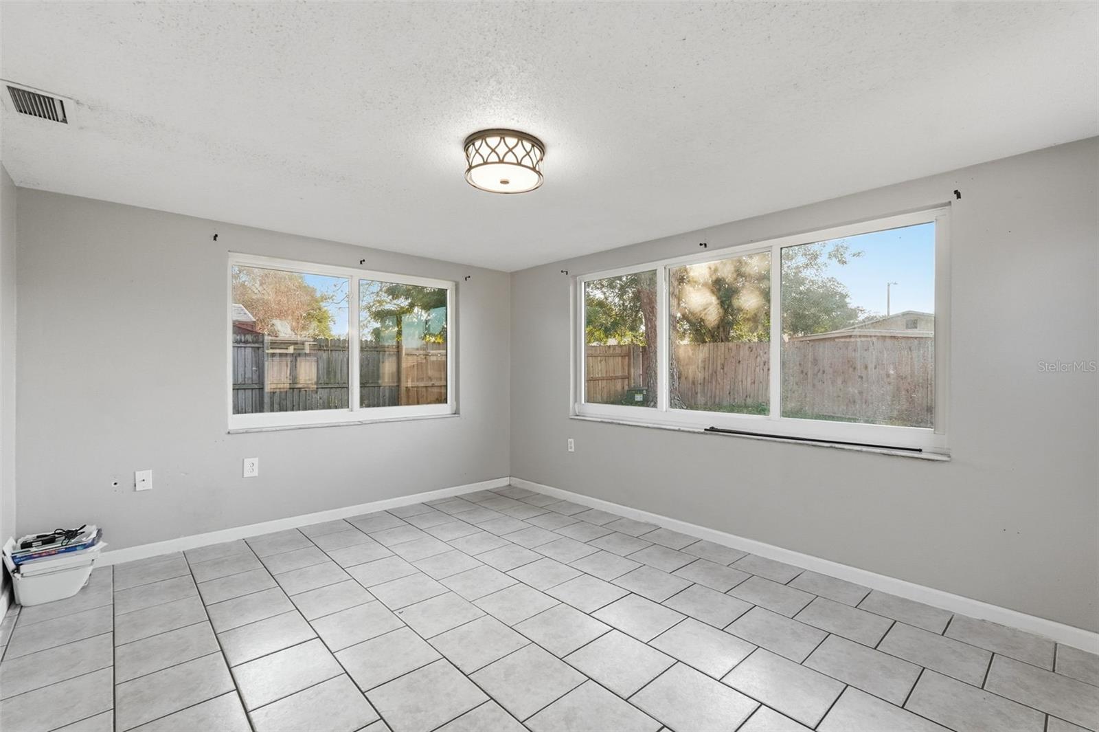 Image 27 of 37 For 9101 Hunt Club Lane